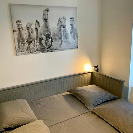 Apartment Paris Express 5 Min On Foot To Tube Station Les Lilas